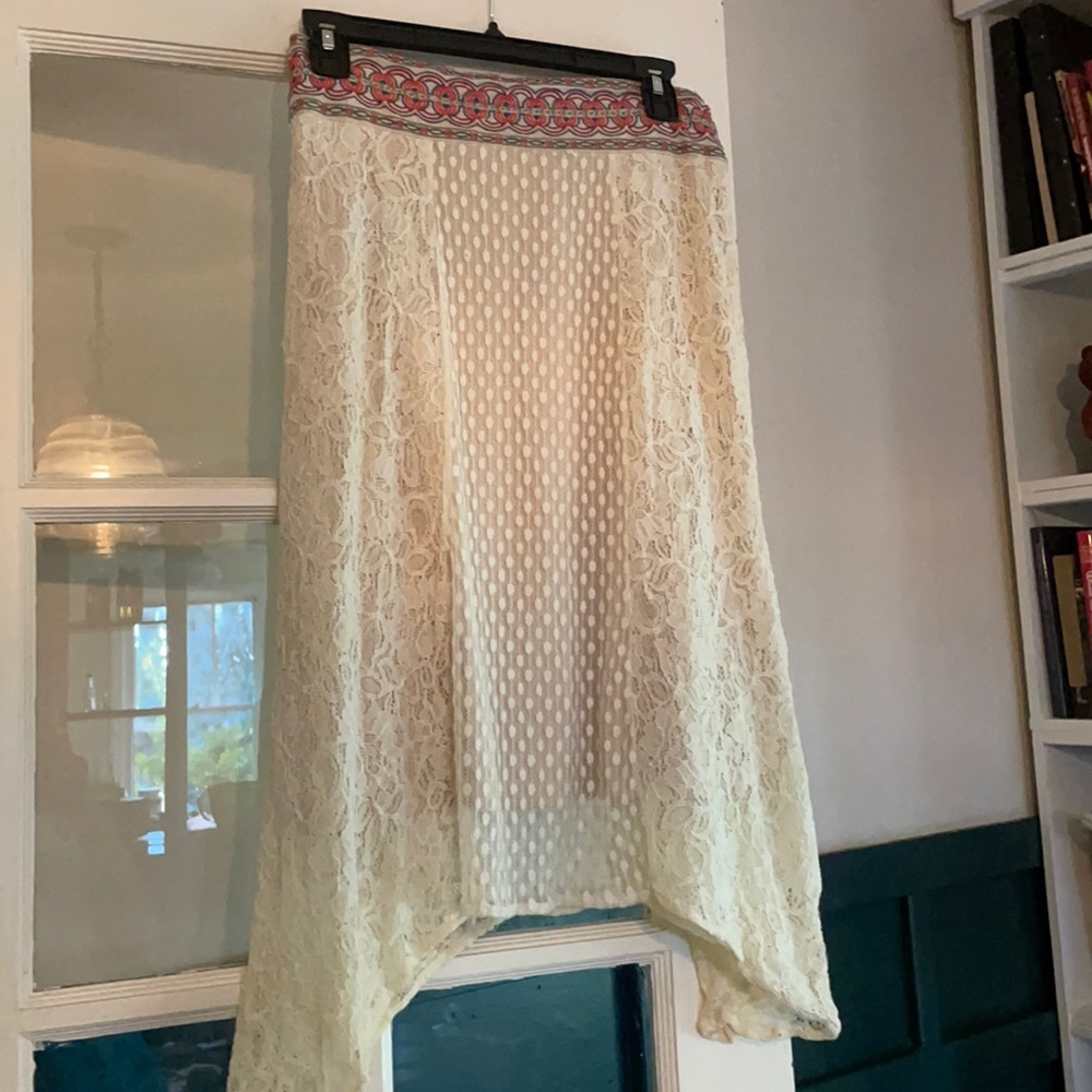 Lace Midi Skirt Size Medium